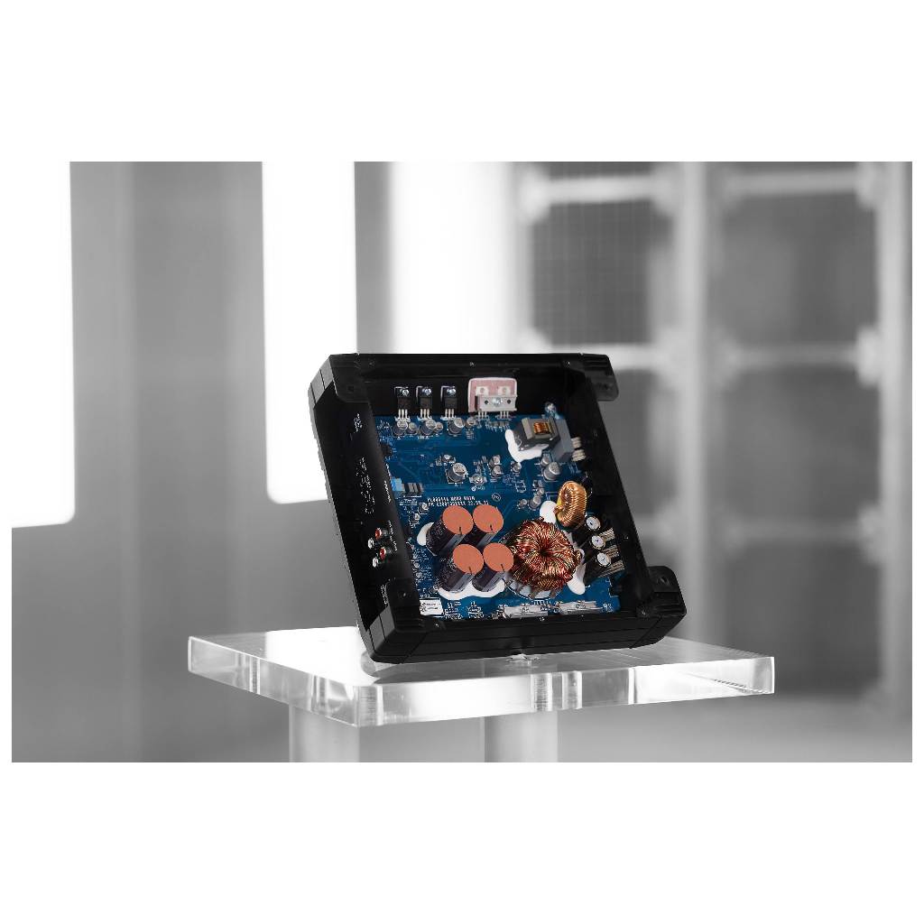 Alpine S2-A60M S-Series mono subwoofer amplifier — 600 watts RMS x 1 at 2 ohms